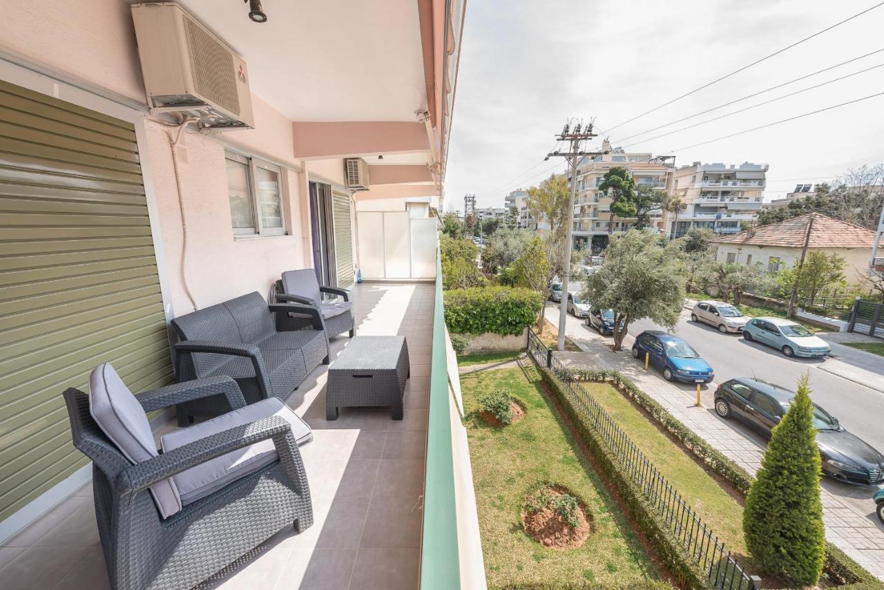 An Impressive 2 Bdr Apt In Glyfada 아테네 외부 사진