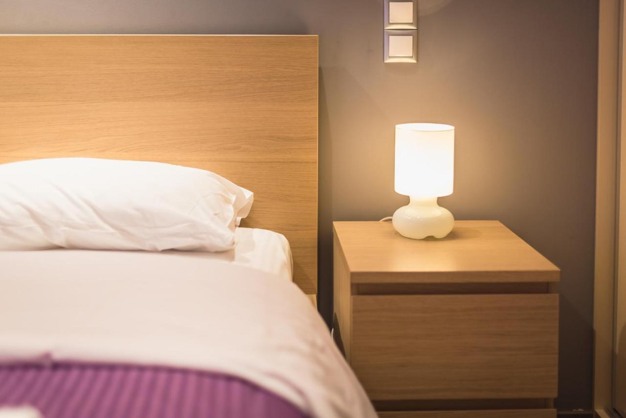 An Impressive 2 Bdr Apt In Glyfada 아테네 외부 사진